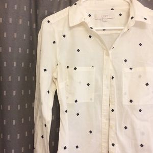 Cutest Softest Ann Taylor Loft Button-Down Shirt.